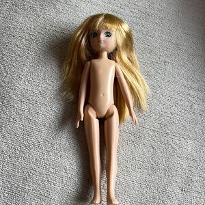 Arklu of London Lottie doll